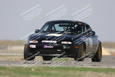media/Oct-25-2025-CalClub SCCA (Sat) [[34c778dfbe]]/Group 4/Qualifying/